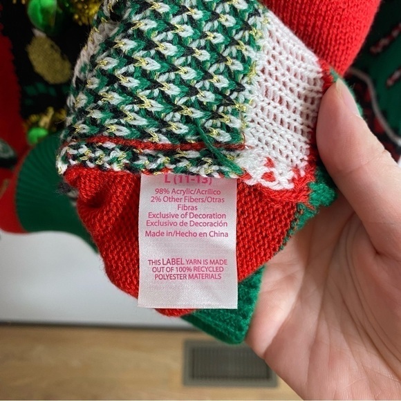Ugly Christmas Sweater NEW Large Cat Red Green Fresh Out of Falalas Red Green - Picture 7 of 8